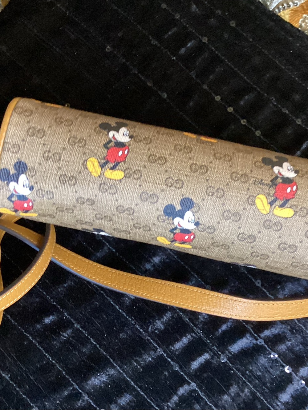 Disney x Gucci Mickey Mouse Crossbody Crossbody Camera Bag - Picture 7 of 16